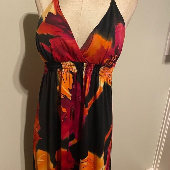 Floral Halter Maxi Dress - Black, Red, Orange-C - Picture 3 of 6